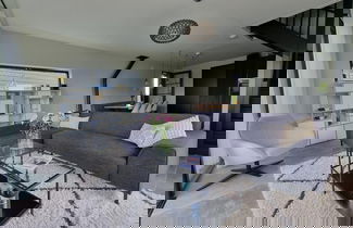 Photo 1 - Luxurious Detached Water Villa With Jetty