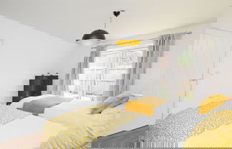 Photo 2 - Derby City 3 Bed House- Roof Terrace