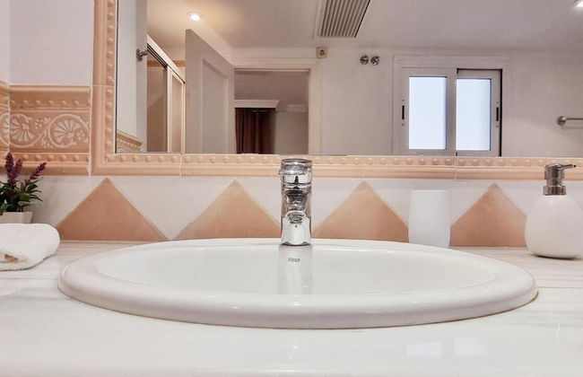 Luxury Hacienda With sea View - Photo 31