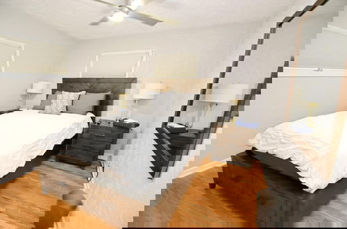 Photo 7 - Remodeled Home 1 Mile From Notre Dame 1150