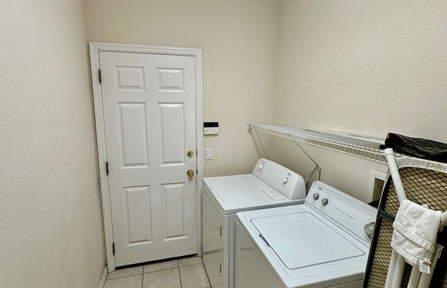 Grand Fabulous 4BR Pool Home Near Disney - Foto 29