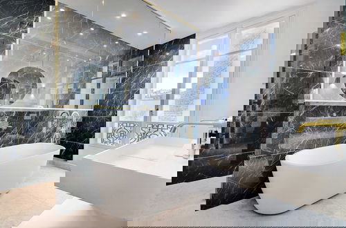 Foto 22 - Magnificent Apartment - 4br/10p - Palais-royal