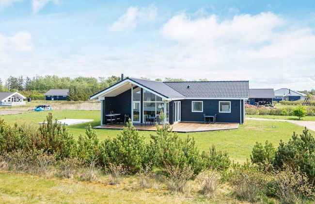 8 Person Holiday Home in Tarm - Foto 1