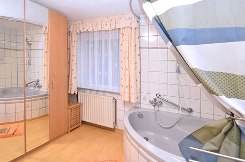 Photo 15 - Cosy Apartment With in Pirna With Private Terrace