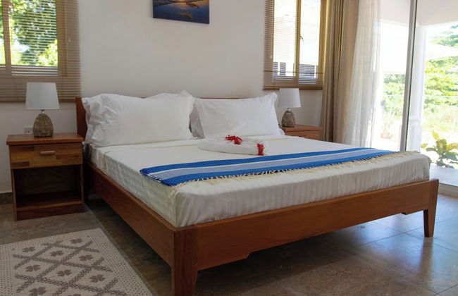 Macmillan's Holiday Villas - Foto 14