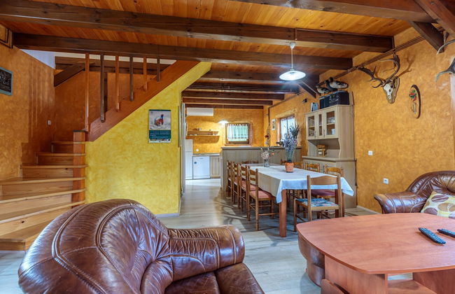 Chalet Zavrh with Private Heated Pool - Foto 31