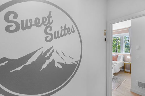 Photo 11 - Sweet Suites Capitol Hill