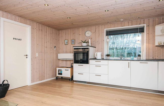 4 Person Holiday Home in Fano - Foto 6