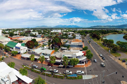 Photo 19 - Oaks Townsville Gateway Suites