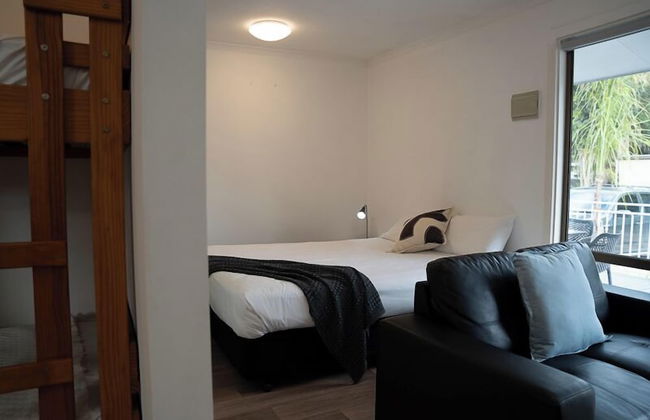 Highway 1 Holiday & Lifestyle Park - Photo 2