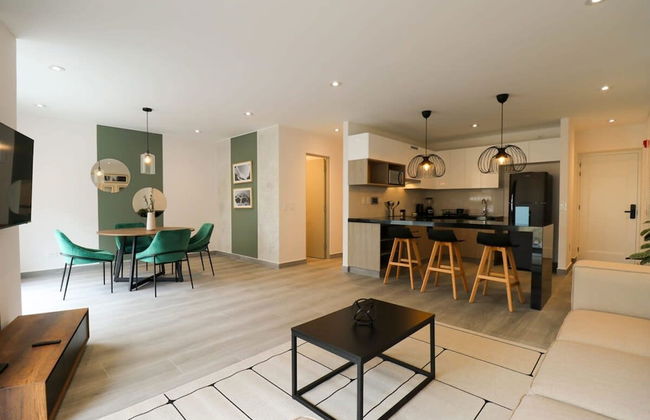 w Unique 2BR With Balcony in Miraflores - Foto 40