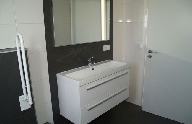 Modern Chalet With Combi-microwave - Foto 8