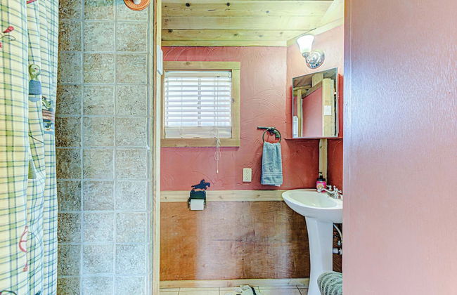 Kingsland Duo 2 Cottages in 1 w/ Lakeview! - Foto 16