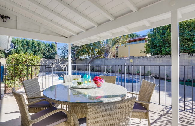 Gorgeous Upgraded 5 Bedroom & 3 Bath Home with pool - Foto 41