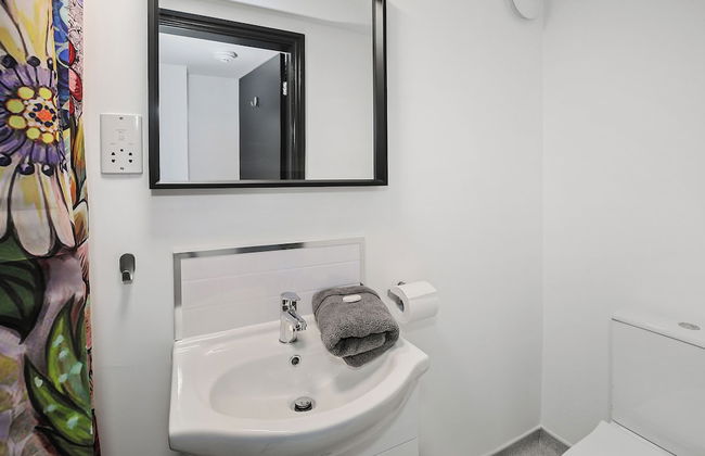 TYME Suites on Humber - Foto 33