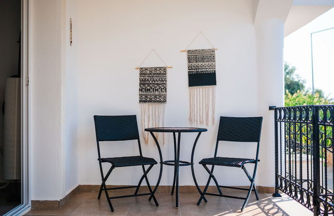 Sunny and Family Friendly Apartment Directly at the Pool - Foto 58