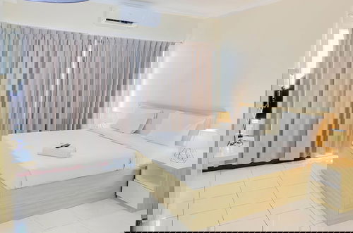 Foto 6 - Tidy Studio (No Kitchen) Grand Palace Kemayoran Apartment (Free Ipl & Utilities)