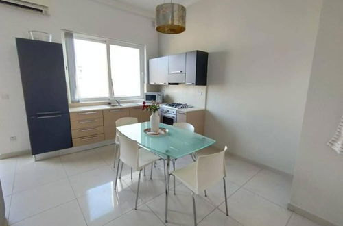 Photo 6 - Remarkable 2-bed Apartment in St Julians