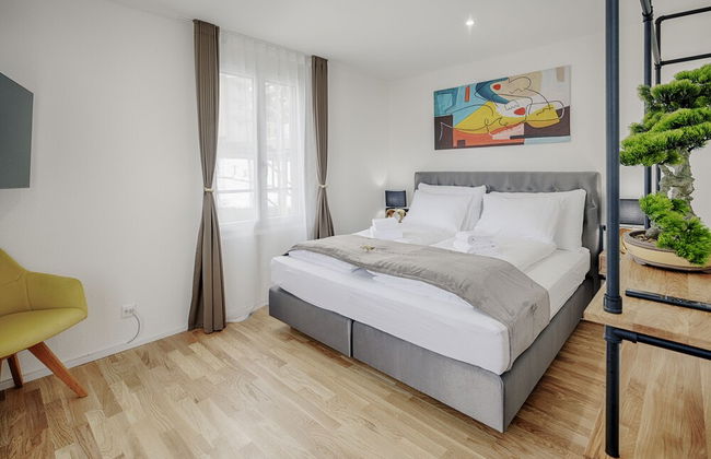 St. Georgen-Strasse Studios by VISIMO - Design. City. Nature - Foto 22