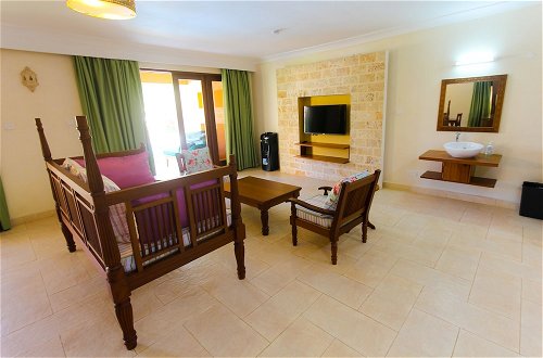 Photo 21 - Luxury Private Villas in Diani Beach, Mombasa Kenya