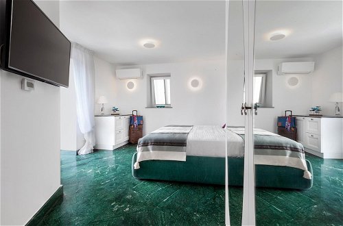 Photo 20 - JJ Capri in Capri With 2 Bedrooms and 2 Bathrooms