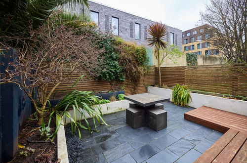 Photo 16 - The Southwark Townhouse - Adorable 3bdr House With Garden