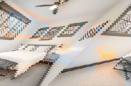Photo 18 - Dreidel's Den