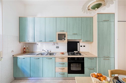 Photo 6 - I Fiori 3 16 Apartment by Wonderful Italy