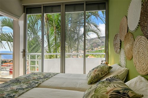Foto 4 - Bright and Elegant Apartment With Pool and sea View