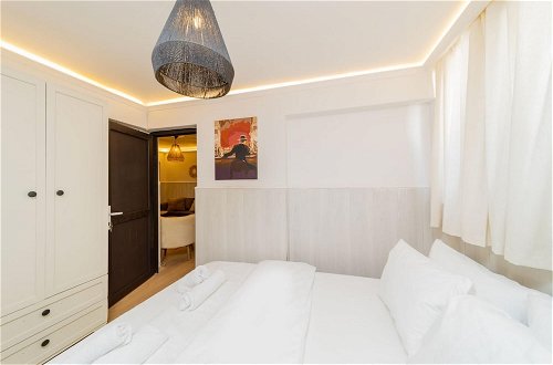 Photo 15 - Stylish Apartment Close to the Beach in Antalya