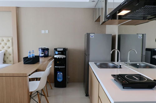 Photo 7 - Good Choice Studio Apartment At Tamansari La Grande