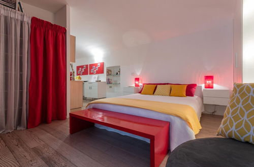 Photo 1 - Red Studio Near Porta Nuova by Wonderful Italy