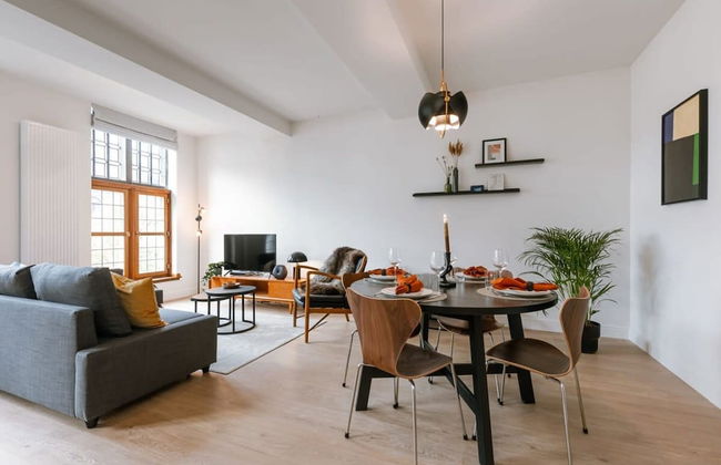 Stunning Apartment at the Grand Market of Antwerp - Photo 28