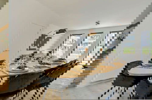 Foto 11 - Brand new Family House With Roof Terrace