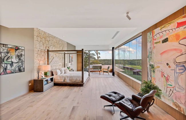 Modern 7BR Villa w Stunning Views of Golf Course - Foto 34