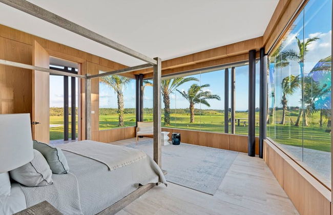 Modern 7BR Villa w Stunning Views of Golf Course - Foto 30