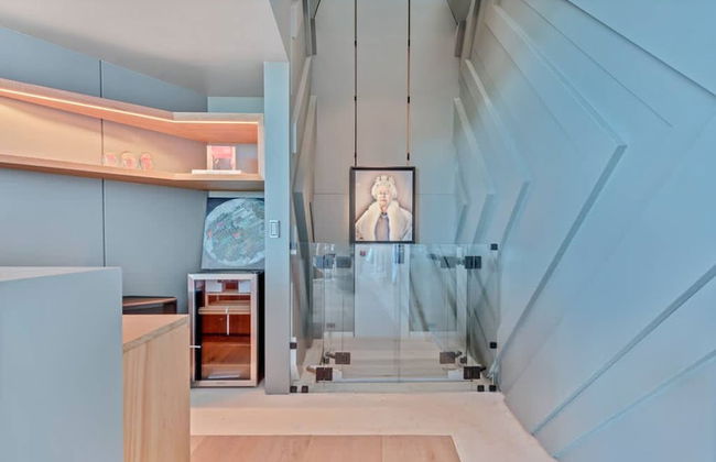 Modern 7BR Villa w Stunning Views of Golf Course - Foto 16