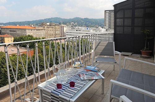 Photo 1 - Appartamento con Vista in Zona Lingotto