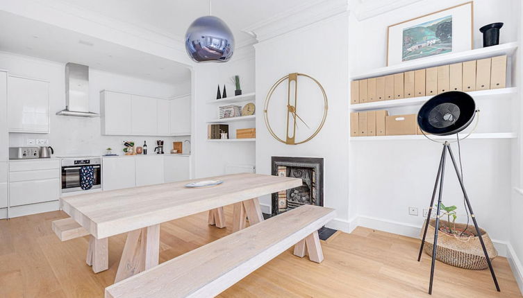 Photo 1 - Contemporary Flat in the Centre of Fitzrovia