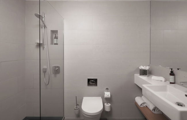 The Lincoln Suites - Photo 36