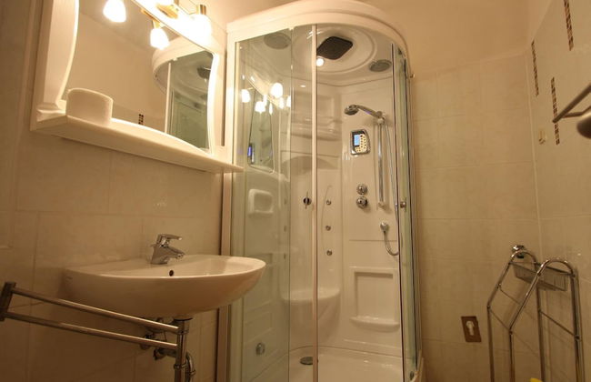 Holiday Home in Novigrad With Private Pool - Foto 11