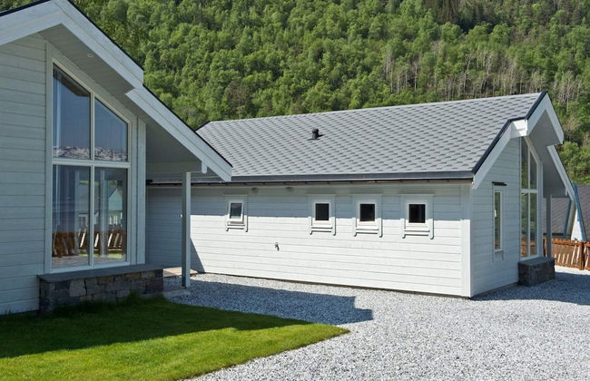 Holiday Home in Kinsarvik by the sea - Photo 9
