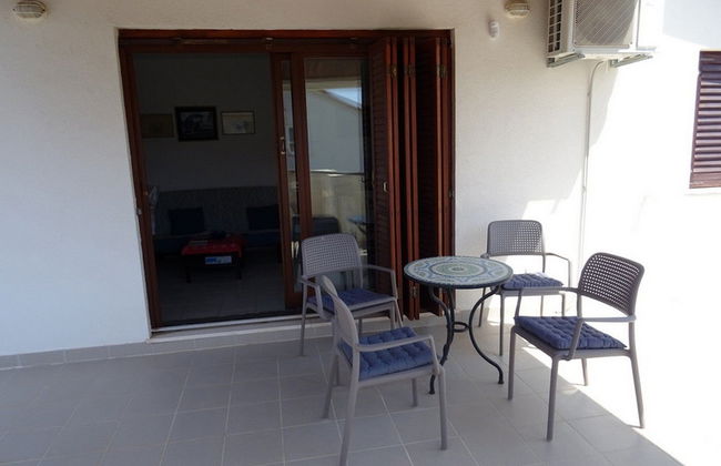 Holiday rental in Rogoznica with garden and terrace - Foto 13