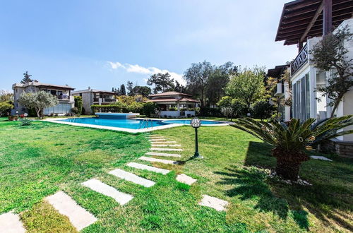 Photo 2 - Luxury Villa With Shared Pool in Bodrum Ortakent