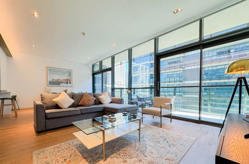 Photo 16 - Aya - Sophisticated 1BR Apartment in CityWalk with Views