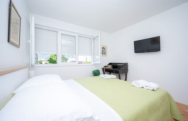 Billie Holiday apartment with balcony - Foto 12