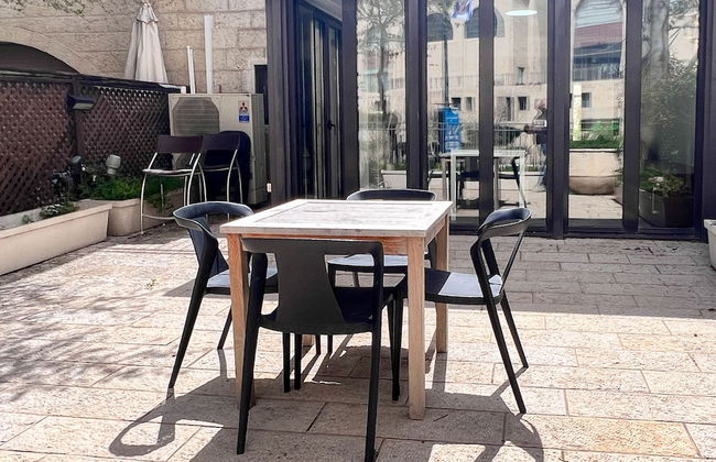 2 BR next to Old City with Patio by FeelHome - Photo 20