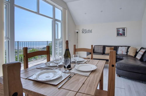 Photo 22 - Caldey - 2 Bedroom Apartment - Pendine