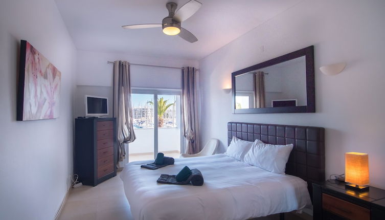 Photo 1 - Lagos Marina View Apartment Near Beaches and Shops