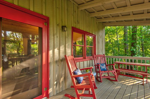 Photo 33 - Heritage Hill Cabins